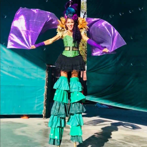 Meet your Posher, Tica - Picture 2 of 5